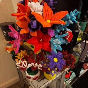 Pipe Cleaner Flower Arrangements